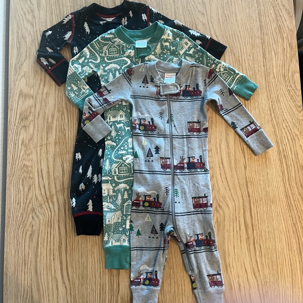 Hanna Andersson pajama bundle, 12-18mo